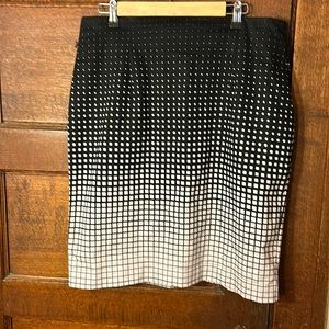 Worthington Gradient Black and White Graphic Pencil Skirt Sz 16